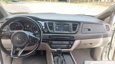 Kia: Kia Carnival: 2017 г., 2.2 л, Автомат, Дизель, Минивэн — 9