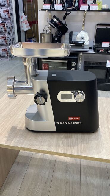 et ceken mawinlar: Мясорубка Silver, 3500 Вт, С реверсом, Новый