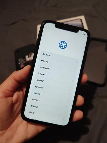 Apple iPhone: IPhone XR 64 GB – crni - Ekran 6.1" Liquid Retina (LCD) sa Face — 10