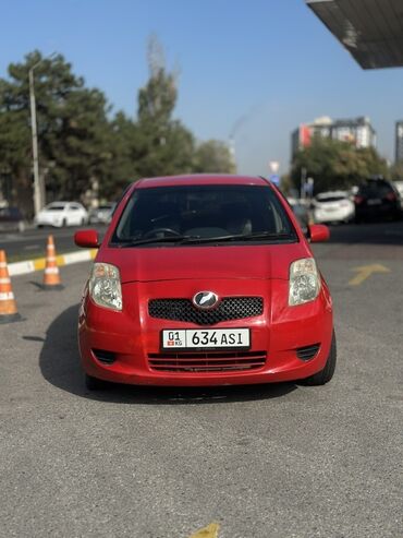 купить трактор мтз 82 бу в москве: Toyota Vitz: 2005 г.
