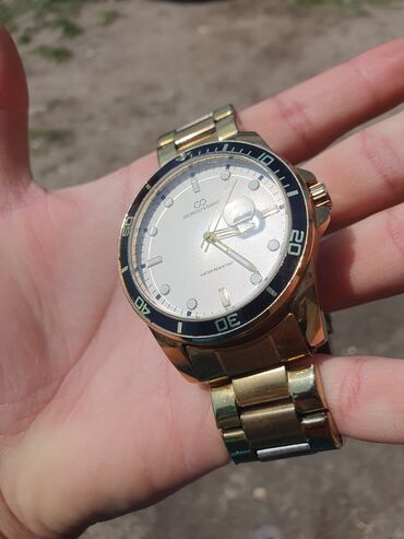original farmerice prodaja: GIORGIO&DARIO original sat kupljen pre 4 godine u budvi sat je