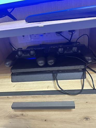Oyun konsolu Sony PlayStation 4 Slim 1tb black brend: Sony - Model