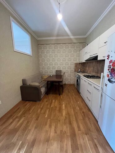 zumrud residence ev satilir: 1 otaqlı, Yeni tikili, 38 kv. m