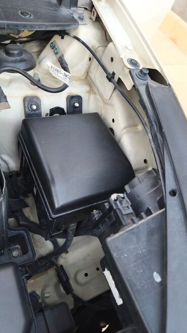 Kia: Kia Sportage: 2.4 l | 2011 il Sedan — 29