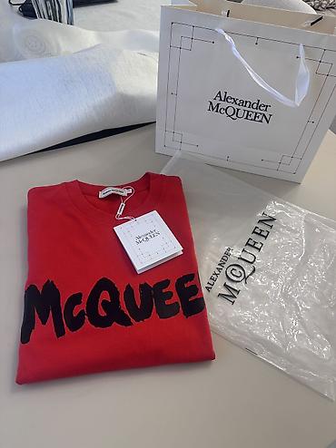 ucuz kask: Alexander McQUEEN T‑shirt Hediye gelib yeni S razmer oversize - — 5
