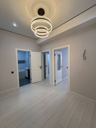 Продажа квартир: 2 комнаты, 80 м², Элитка, 14 этаж, Евроремонт at lalafo.kg — 10 Продажа квартир: 2 комнаты, 80 м², Элитка, 14 этаж, Евроремонт — 10