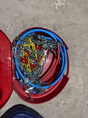 Auto oprema: Prodajem lance za sneg, donešeni su iz Švajcarske. U super stanju — 5