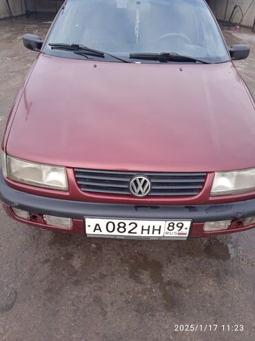 Volkswagen: Volkswagen Passat: 1994 г., 1.8 л, Механика, Бензин, Универсал