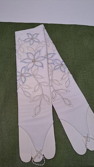 Перчатки, варежки: Перчатки, варежки, Женские, Новый, цвет - Белый at lalafo.kg — 1 Перчатки, варежки: Перчатки, варежки, Женские, Новый, цвет - Белый — 1