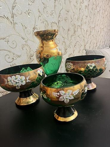 kompot: Yaşıl şüşədən hazırlanmış dekorativ dəst - Tərkib: 1 ədəd vaza + 3 — 2
