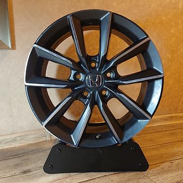 Диски: Литые Диски R 17 Honda, Комплект, отверстий - 5, Б/у — 1