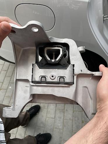 Моторы и детали моторов: Changan A05 2025 orijinal mühərrik dayağı/braketi - İstehsalçı — 2