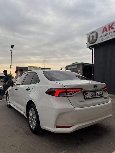 coroll: Toyota Corolla: 2021 г., 1.8 л, Автомат, Гибрид, Седан — 8