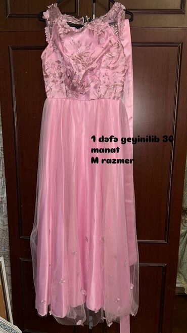 Ziyafət donları: Çoxu 1 dəfə geyinilib təzə kimidilər — 1