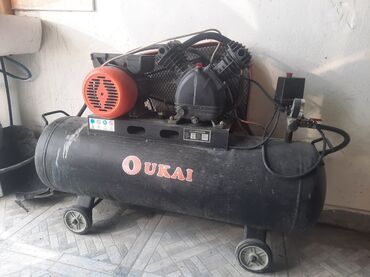 Дрели: OUKAI markalı, üfüqi silindrli, təkərli kompressor. Sənaye və ya ev