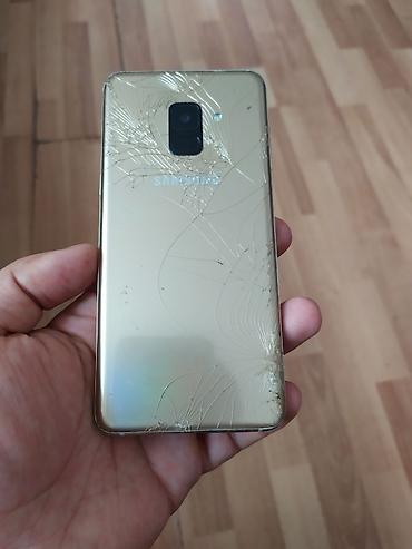 telefon plata: Ekran sınıb. hər şeyi işləkdir. Ehtiyat hissəsi kimi satıram. ekrandan — 1