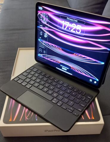 Elektron kitablar: Apple İpad Pro 11 2022 m2 128gb yaddaş təzə kimidir nöqtə belə yoxdur
