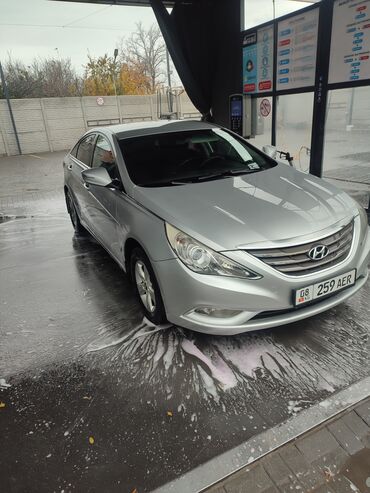 Hyundai: Hyundai Sonata: 2011 г., 2 л, Автомат, Газ, Седан