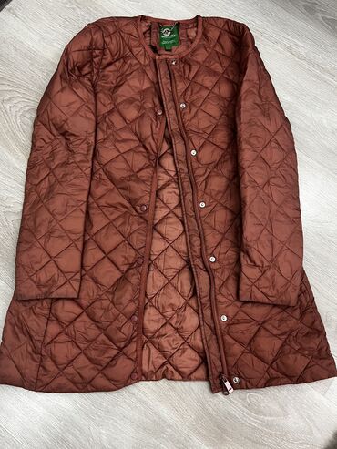 весенняя куртка размер м: Куртка демисезонная
В отличном состоянии
Размер 42-44
Цена 500 сом