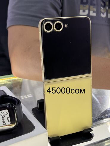 Apple iPhone: IPhone 15 Pro Max, Б/у, 256 ГБ, Natural Titanium, Наушники, Зарядное устройство, Защитное стекло, В рассрочку, 95 % — 13