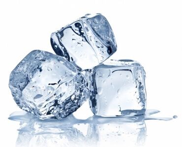 продажа емкости для воды: Продаю лед, в большом количестве лед в стаканах с трубочкой