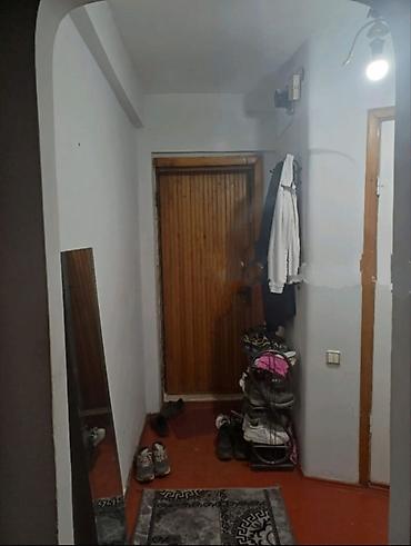 Квартиры: 2 комнаты, 46 м², ул. Московская / Турусбекова Индивидуалка, 1 этаж, Старый ремонт — 2