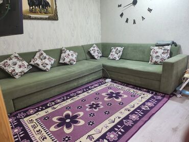 Gəzinti arabaları: Ramile7Kunc divan əla vəzyətdə olcu 2×3,həm acilir taxt olur həm