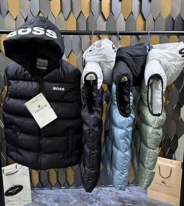 Prsluci: Muški prsluci sa kapuljačom – različiti modeli - Tip: zimski, punjen — 14