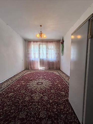 2 8: 1 комната, 32 м², 104 серия, 2 этаж, Старый ремонт — 1