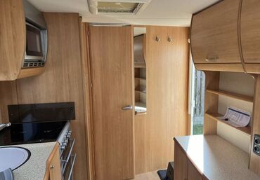 Другой транспорт: Караван 1 Продаю или меняю на равноценное авто . моя доплата — 8