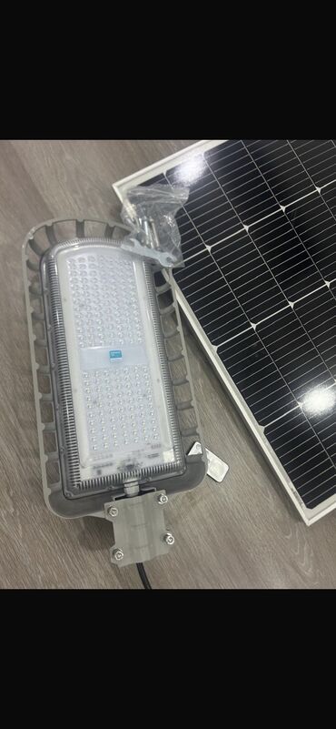 Солнечные прожекторы: Солнечный прожектор на улице снаружи есть и на помещении с фабрика — 16