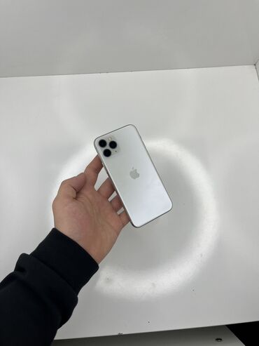 Apple iPhone: IPhone 11 Pro, Б/у, 64 ГБ, Белый, Зарядное устройство, Защитное стекло, Чехол, 93 %