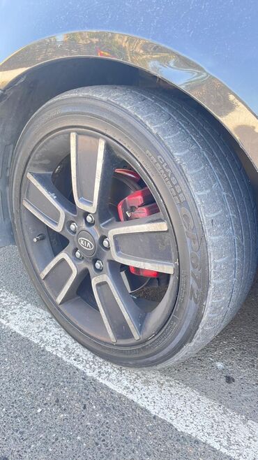 18 disk teker: İşlənmiş Disk təkər Kia 240 / 45 / R 18, 5 Boltlu