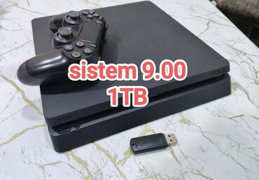 PS4 (Sony Playstation 4): Consol super veziyetde 29 gun iwlenib 1 Tb yaddaw 1 pult(A klass) her