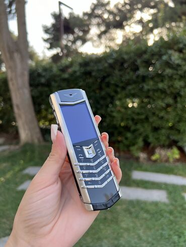 telefon fly iq445: Vertu Signature Touch, < 2 GB Memory Capacity, rəng - Gümüşü, Zəmanət, Düyməli, Sənədlərlə