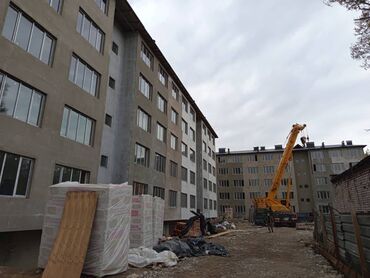 Иссык-Куль 2025: 1 комната, 44 м², Элитка, 3 этаж, ПСО (под самоотделку)