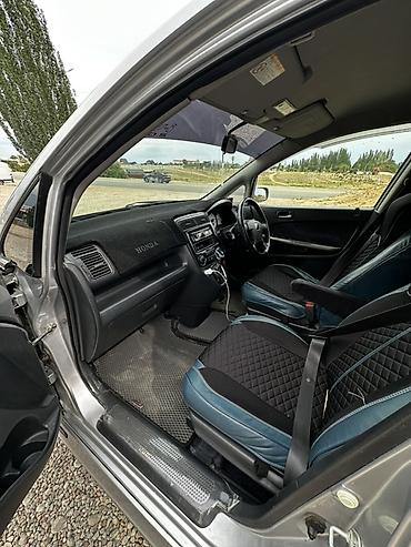 стерео колонки: Honda Stream: 2001 г., 2 л, Автомат, Бензин, Минивэн — 5