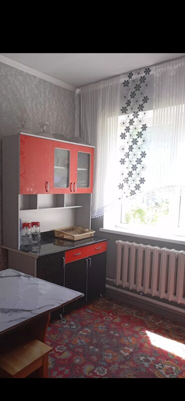 сдаётся дом ак орго: 70 м², 4 комнаты, Парковка, Забор, огорожен