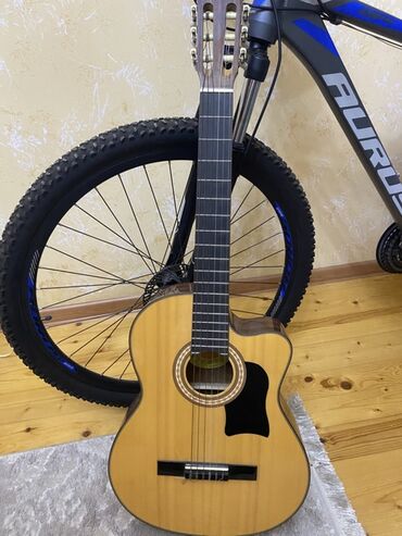 gitara mahnilari turk: Классическая гитара, Б/у