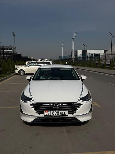 Hyundai Sonata: 2019 г., 2 л, Автомат, Газ, Седан