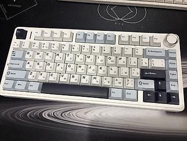 msi creator: Клавиатура Aula f75
Мышь attack shark x3

За все 5500 сом — 3