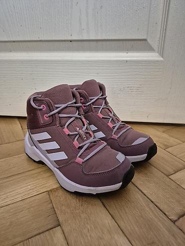 waikiki sesiri za decu: Adidas Terrex dečje patike za planinarenje - Model: adidas Terrex — 4