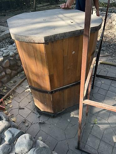 Деревянная барная стойка/остров с каменной столешницей. - Форма