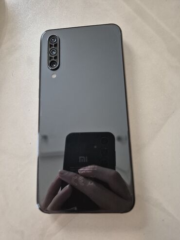 samsung m32 qiymeti: Xiaomi Mi 9 SE, 128 GB, rəng - Qara, 
 Qırıq lalafo.az -da samsung m32 qiymeti: Xiaomi Mi 9 SE, 128 GB, rəng - Qara, 
 Qırıq