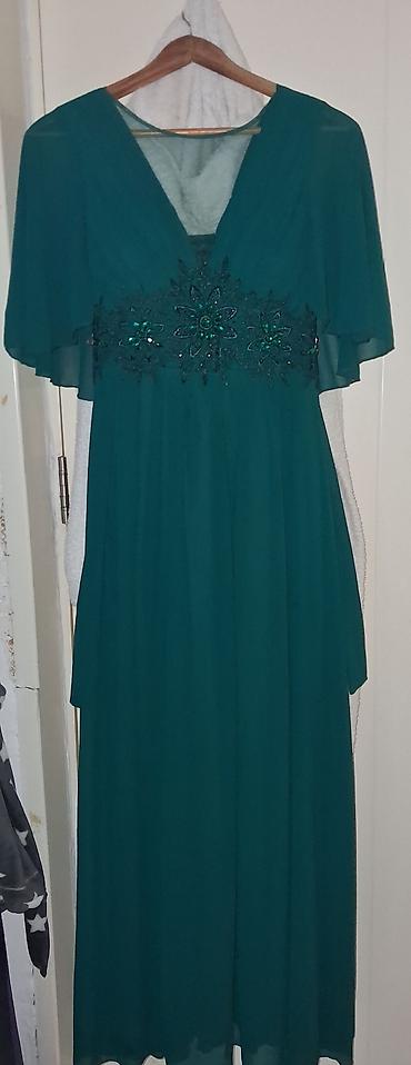 Haljine: Elegantne svečane haljine više modela. Haljine su dobro očuvane na lalafo.rs — 2 Haljine: Elegantne svečane haljine više modela. Haljine su dobro očuvane — 2