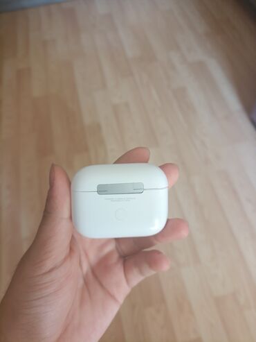 Kompüter, noutbuk və planşetlər: Tam orginal AirPods Pro doldurma keysi, 3,4 ay işlədilib sadəcə