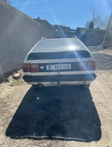 ауди 100 аван: Audi 100: 1988 г., 2.3 л, Механика, Бензин, Универсал