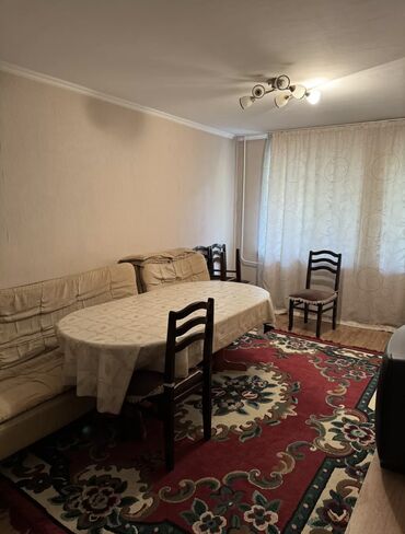 квартира бишкек 1 комнатная: 2 бөлмө, 50 кв. м, 104-серия, 1 кабат, Косметикалык ремонт