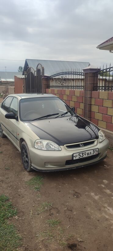 коробка на цивик: Honda Civic: 2001 г., Механика, Бензин, Седан