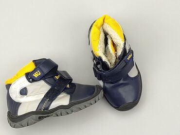 legginsy rajstopowe dla dzieci: Snow boots, 26, condition - Good